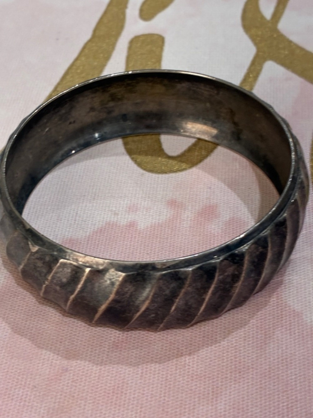 Vintage Silver-Tone Ribbed Bangle Bracelet